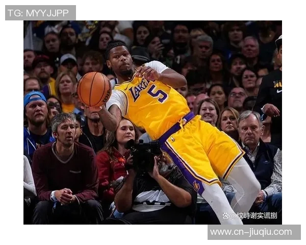 太阳纳什带领湖人迎战强敌展现球队新气象与战术魅力